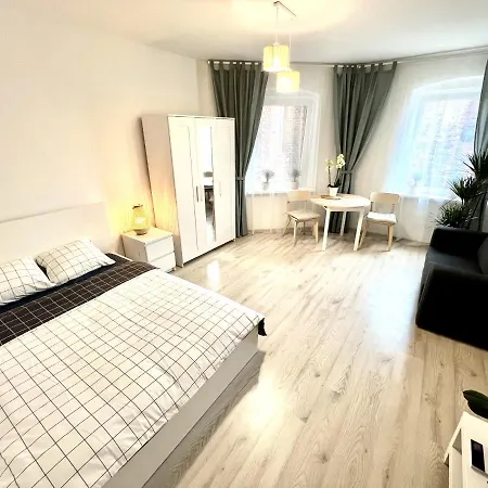 New York - Free Parking Апартаменты Катовице